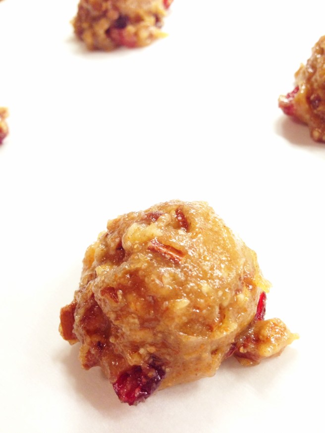 paleo almond butter cookies